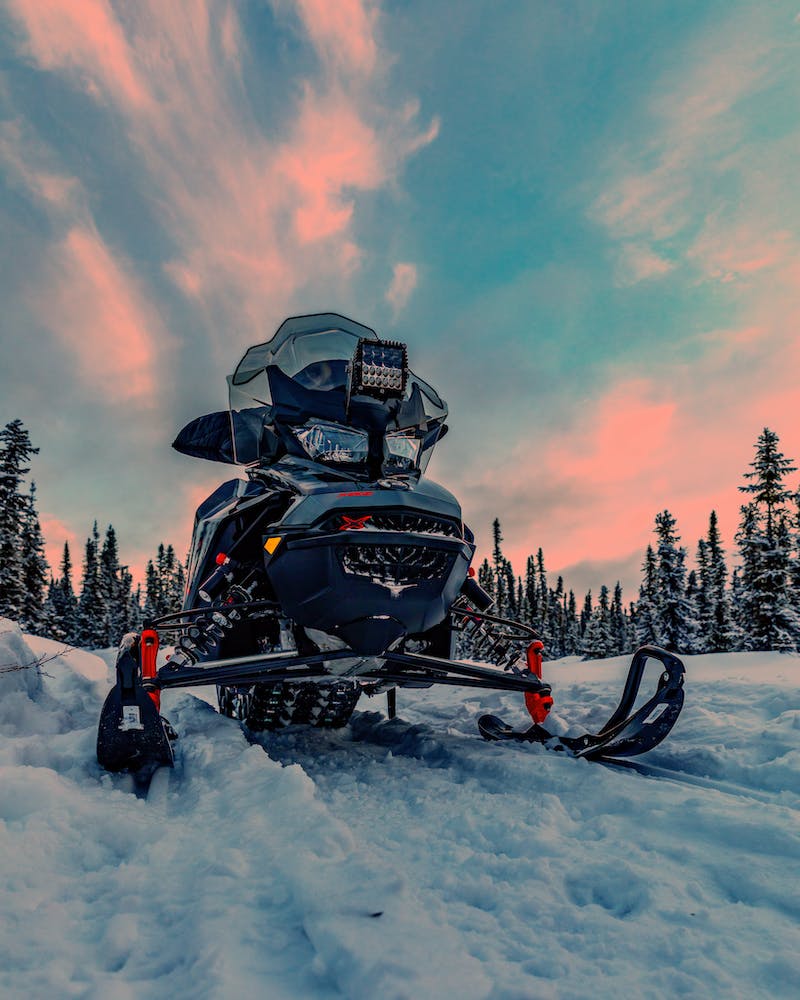 best-winter-resorts-in-minnesota-for-a-snowmobiling-trip-red-door-resort