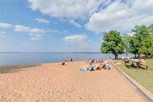 Father Hennepin State Park has a beautiful beach along the lake.
Photo credit: Minnesota Department of Natural Resources 